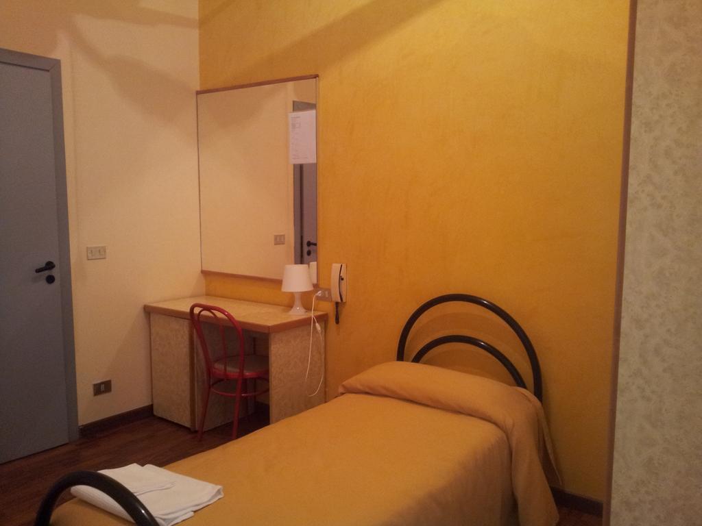 Albergo Tarsia Castrovillari Exterior foto